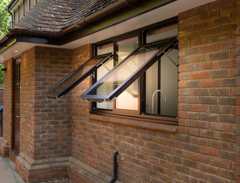 Bovingdon Brick reduces thermal conductivity with its high clay mass