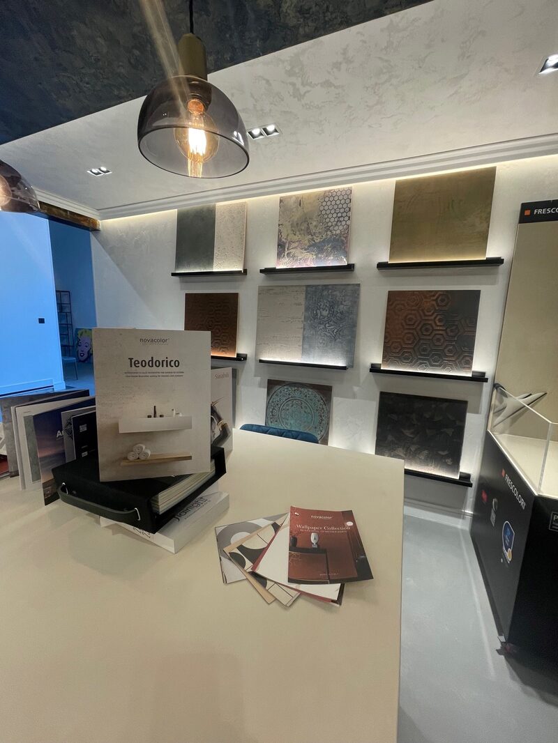 Signature Walls brand new showroom at Sky House featuring Venetian plastered wall and microcementing craftsmanship