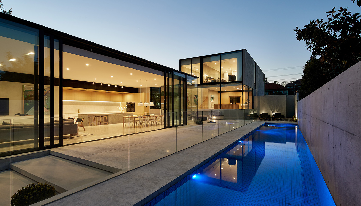 Structural glazing systems - Sky House Design Centre - Salmon Avenue